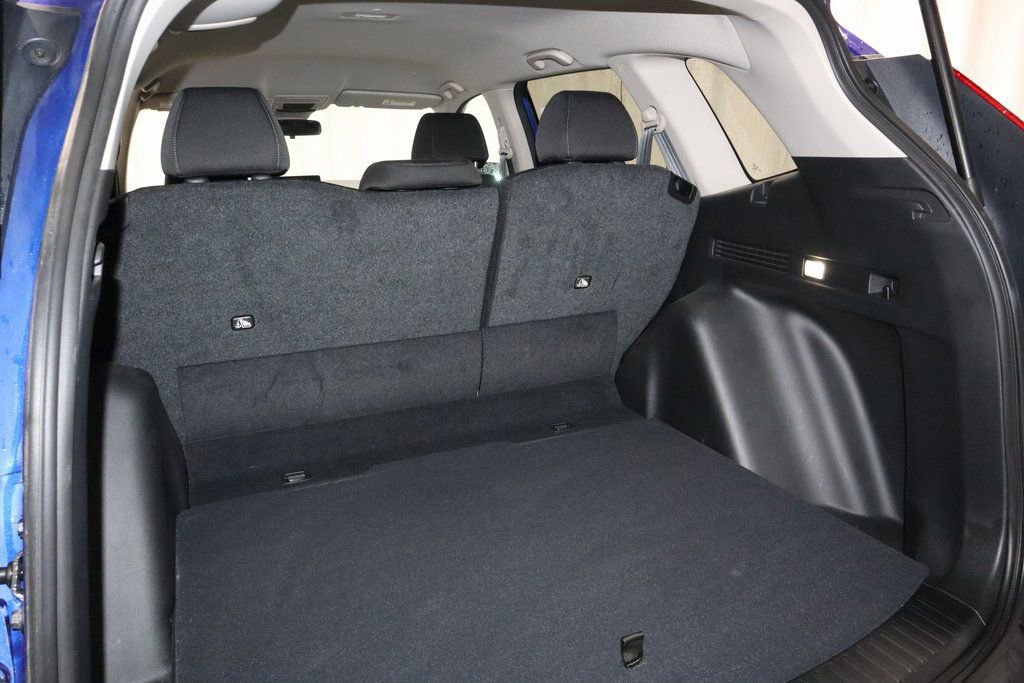 Used 2025 Honda CR-V LX image 17