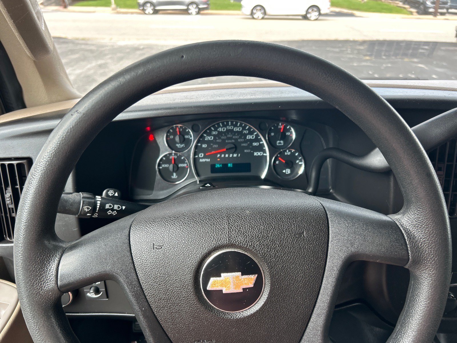 Used 2020 Chevrolet Express 3500 Extended RWD image 19