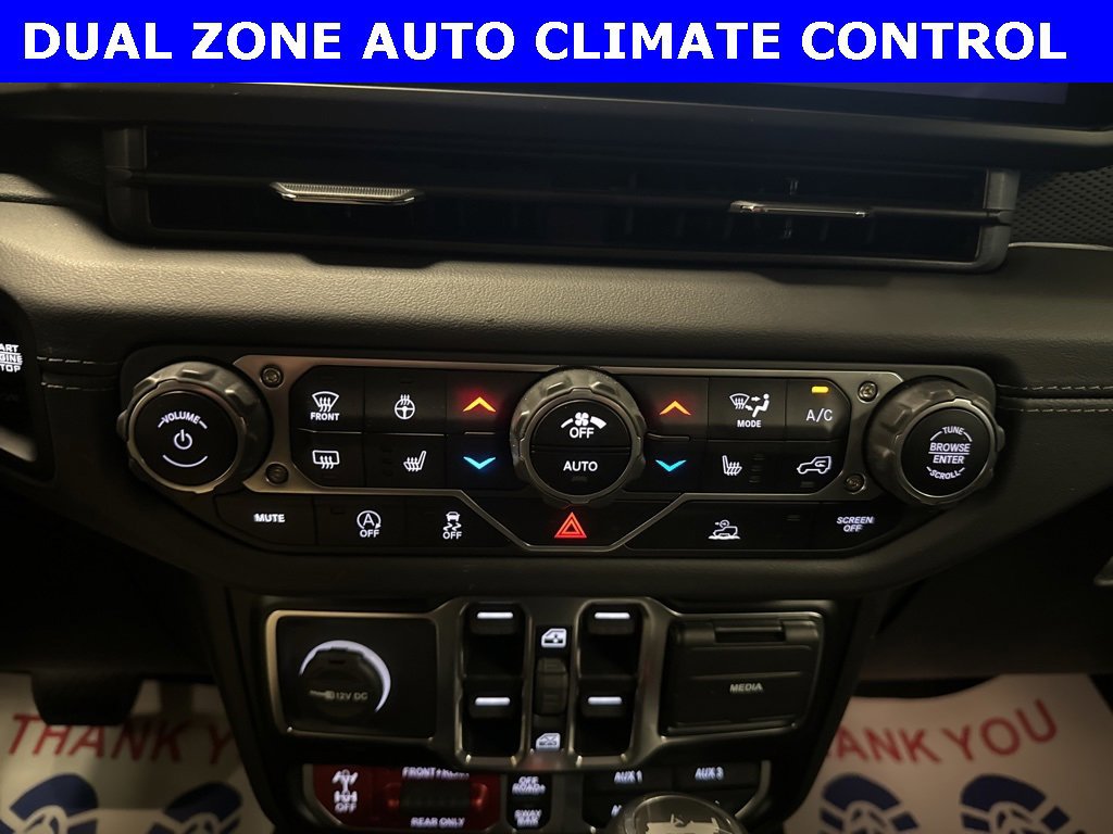 Used 2024 Jeep Wrangler Rubicon w/ Convenience Group image 25