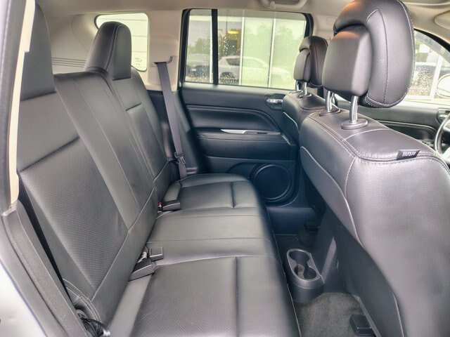 Used 2017 Jeep Compass High Altitude AWD/4WD image 16