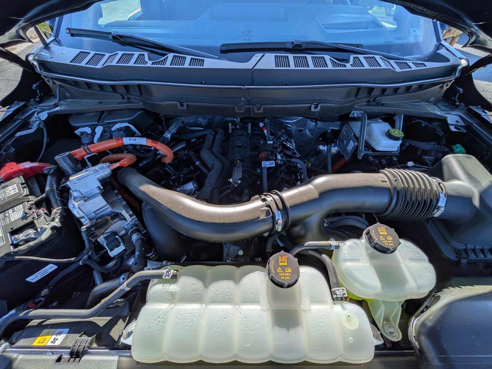 Certified 2025 Ford F150 King Ranch w/ FX4 Off-Road Package image 5