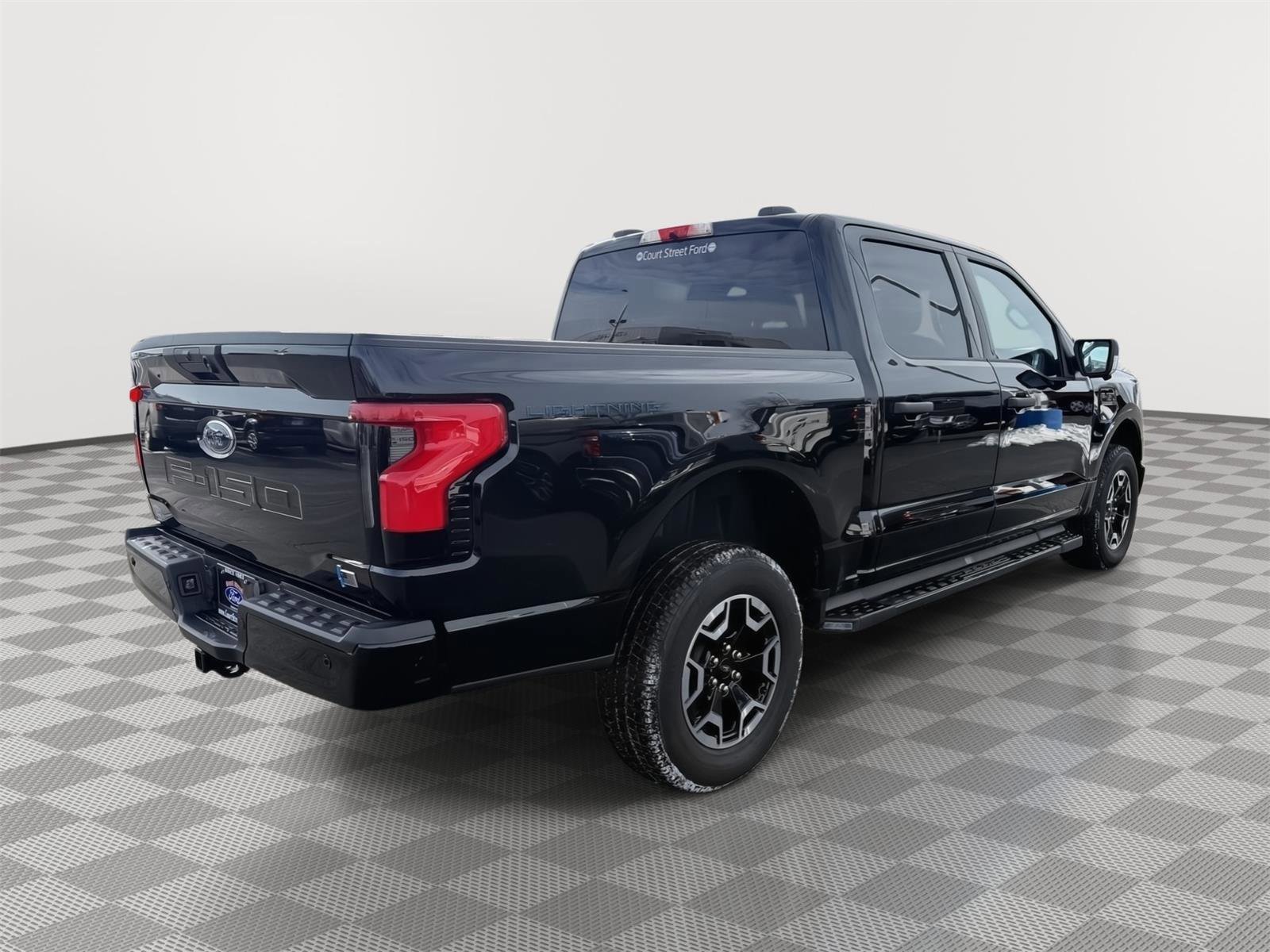 Certified 2023 Ford F150 Lightning XLT image 5