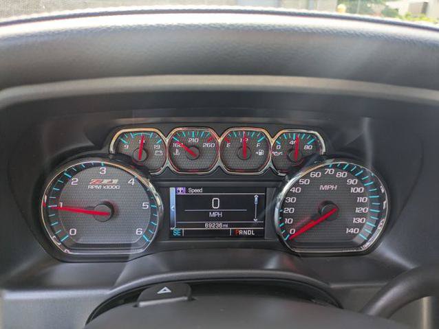 Used 2018 Chevrolet Silverado 1500 LTZ Z71 w/ Midnight Edition AWD/4WD image 18
