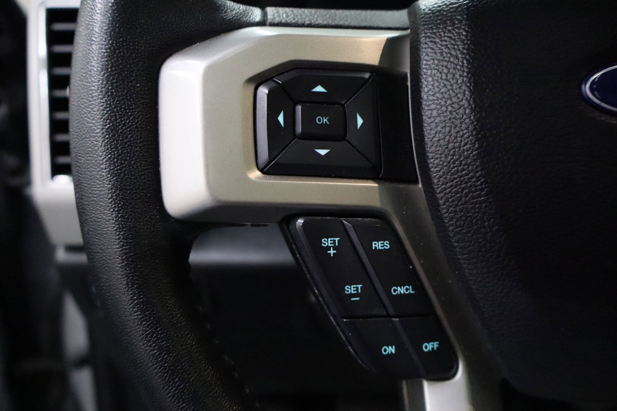 Certified 2020 Ford F150 Lariat image 15