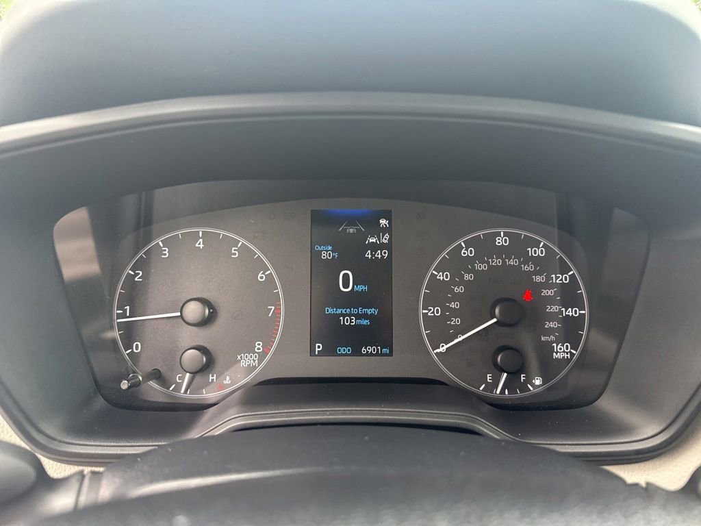 Used 2025 Toyota Corolla Cross L FWD image 17
