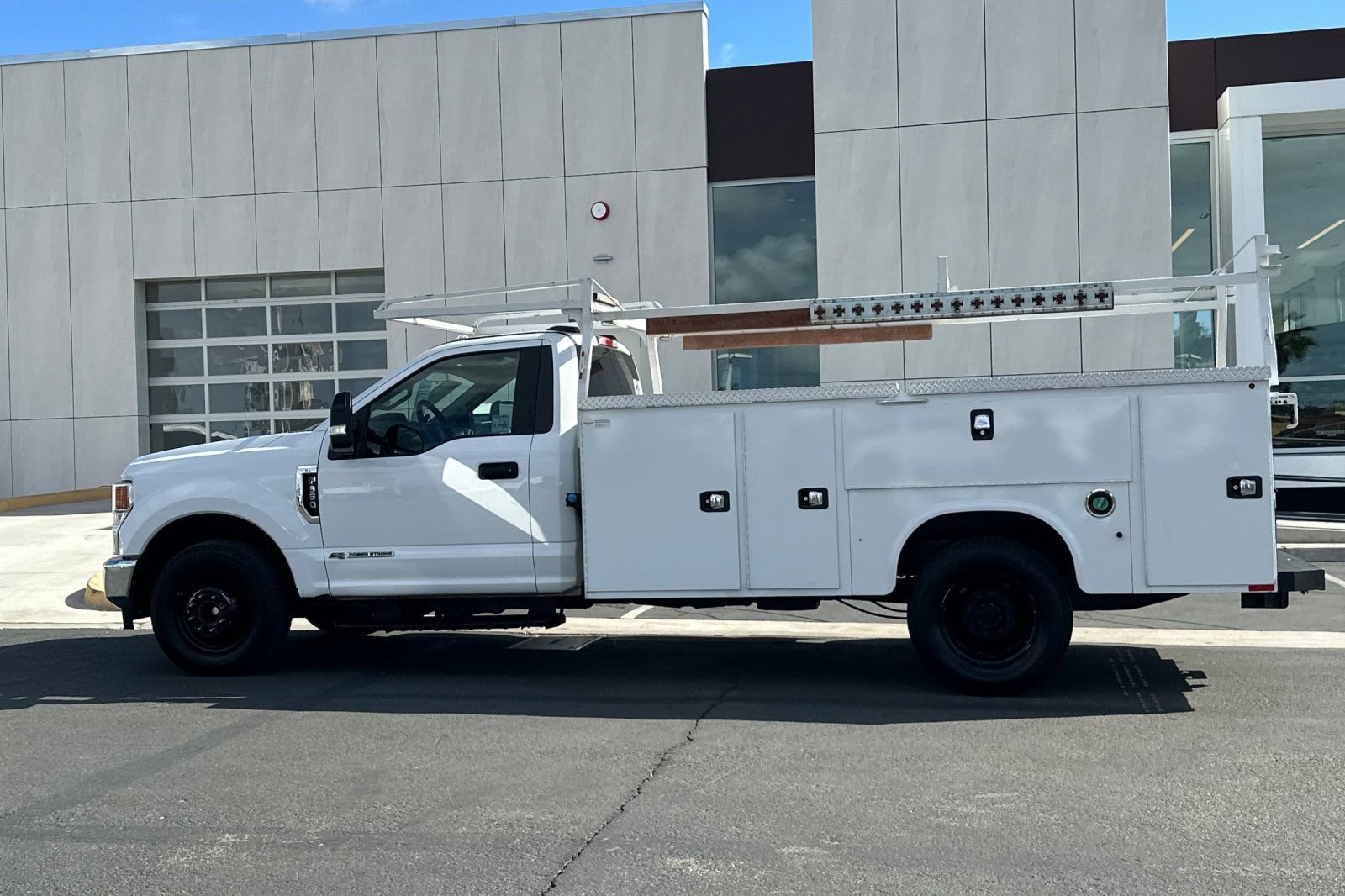 Certified 2022 Ford F350 XL w/ Power Equipment Group RWD image 6