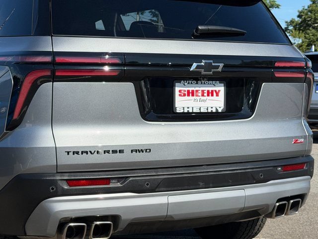 Used 2024 Chevrolet Traverse Z71 w/ Enhanced Driving Package AWD/4WD image 35