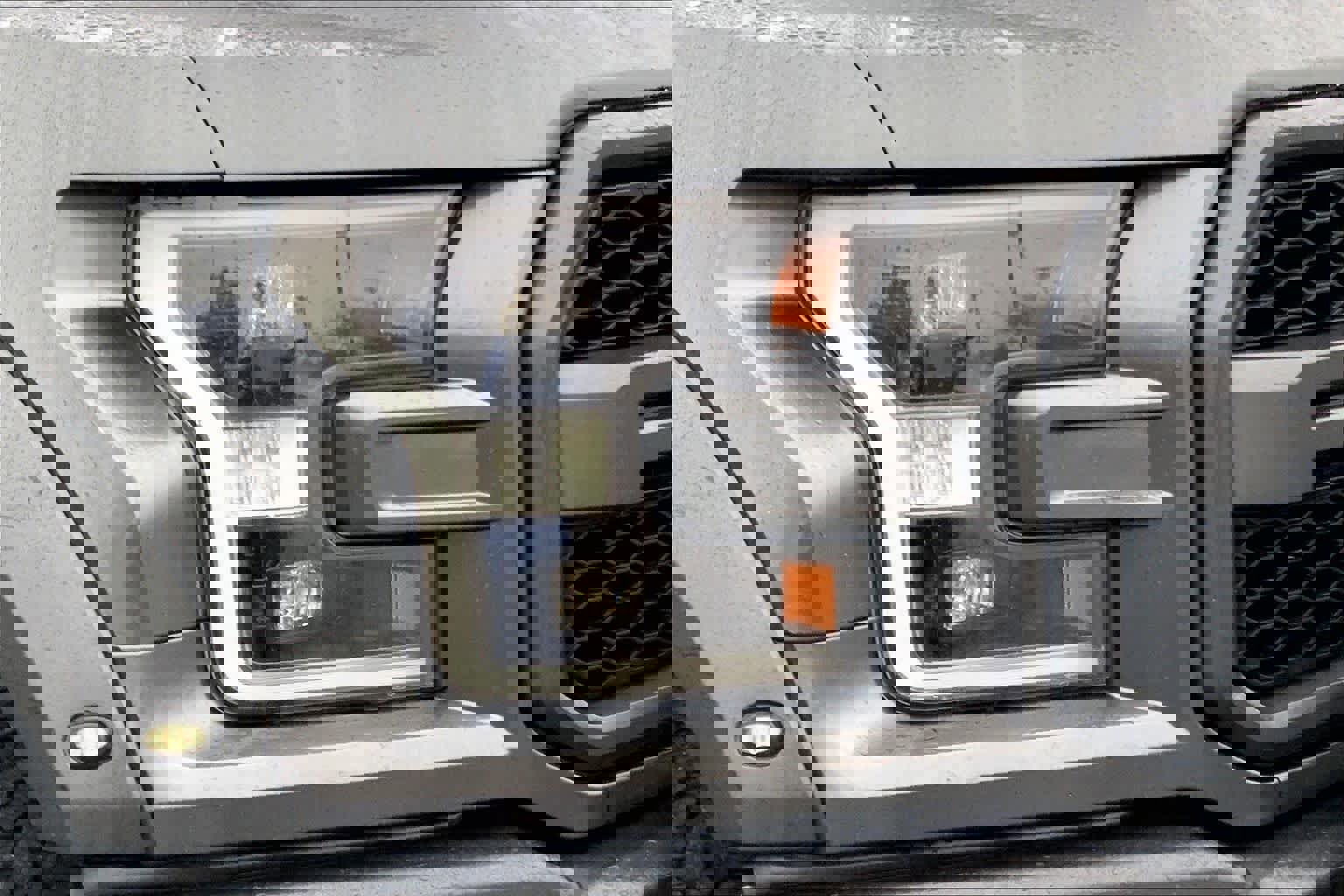 Certified 2019 Ford F150 Raptor w/ Equipment Group 802A Luxury image 24