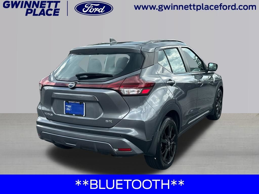 Used 2023 Nissan Kicks SR w/ SR Premium Package FWD image 5