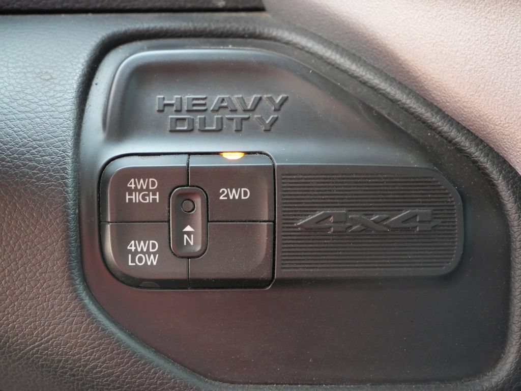 Used 2022 RAM 2500 Big Horn w/ Night Edition AWD/4WD image 25