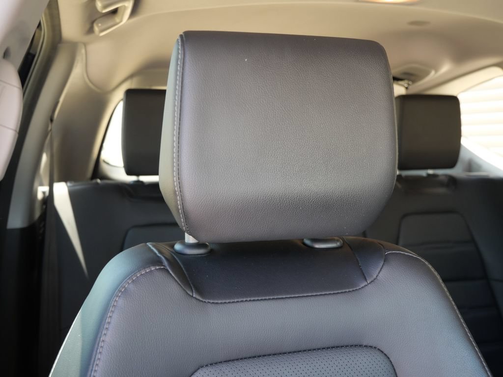 Used 2018 Honda CR-V Touring image 24