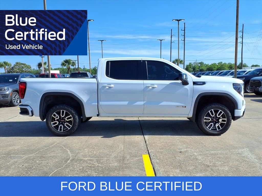 Used 2023 GMC Sierra 1500 AT4 w/ Technology Package AWD/4WD image 8