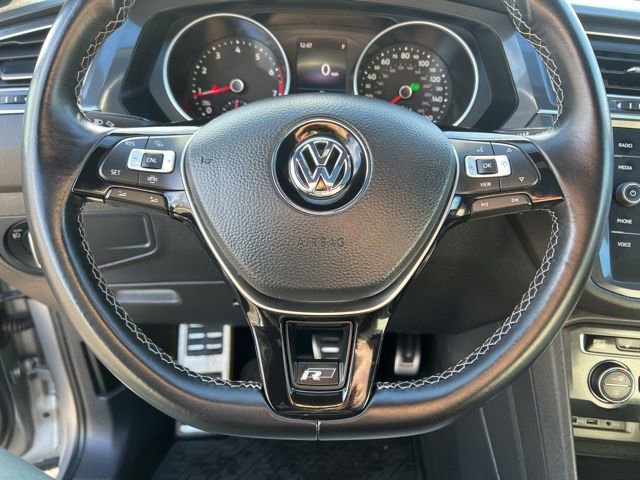 Used 2020 Volkswagen Tiguan SE R-Line image 19