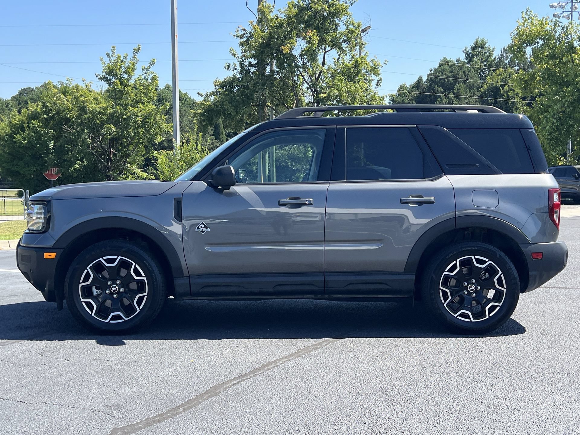Certified 2025 Ford Bronco Sport Outer Banks w/ Outer Banks Tech Package+ AWD/4WD image 24