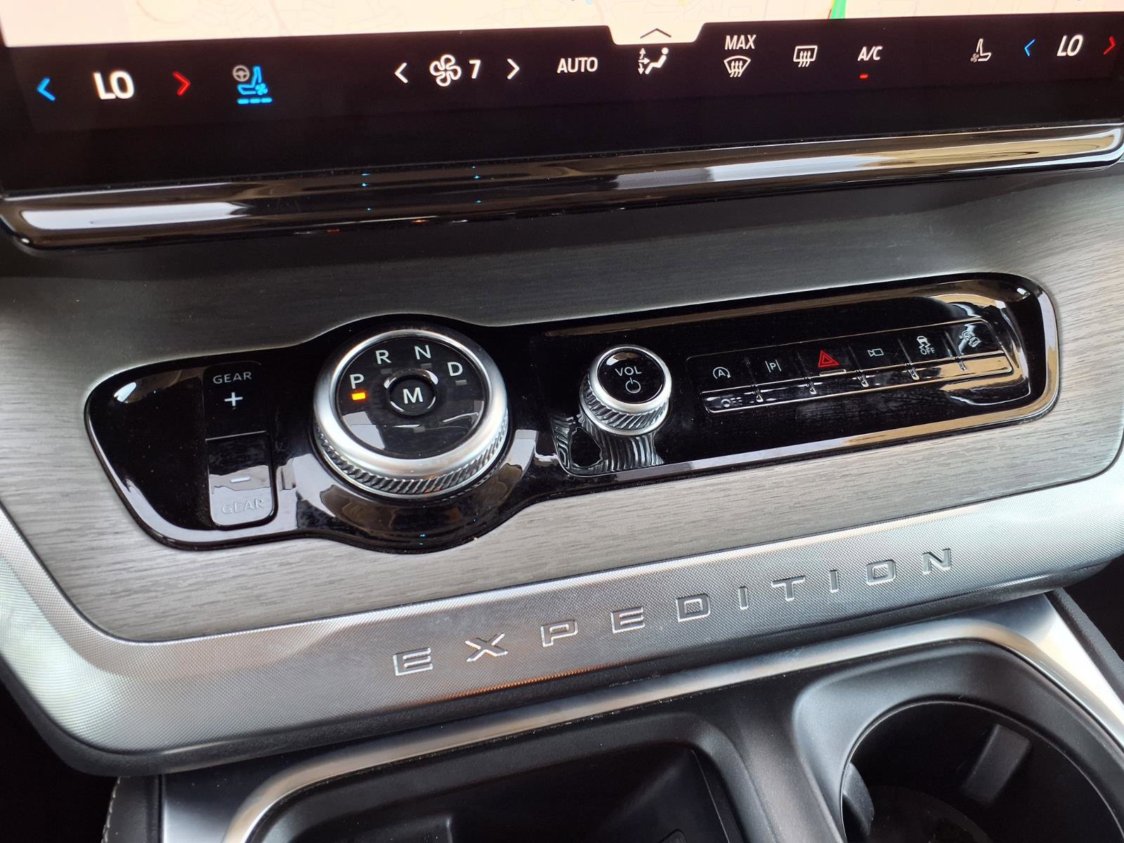 Certified 2025 Ford Expedition Max Platinum AWD/4WD image 28