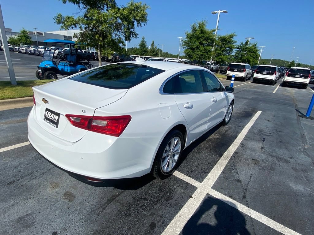 Used 2025 Chevrolet Malibu LT FWD image 7