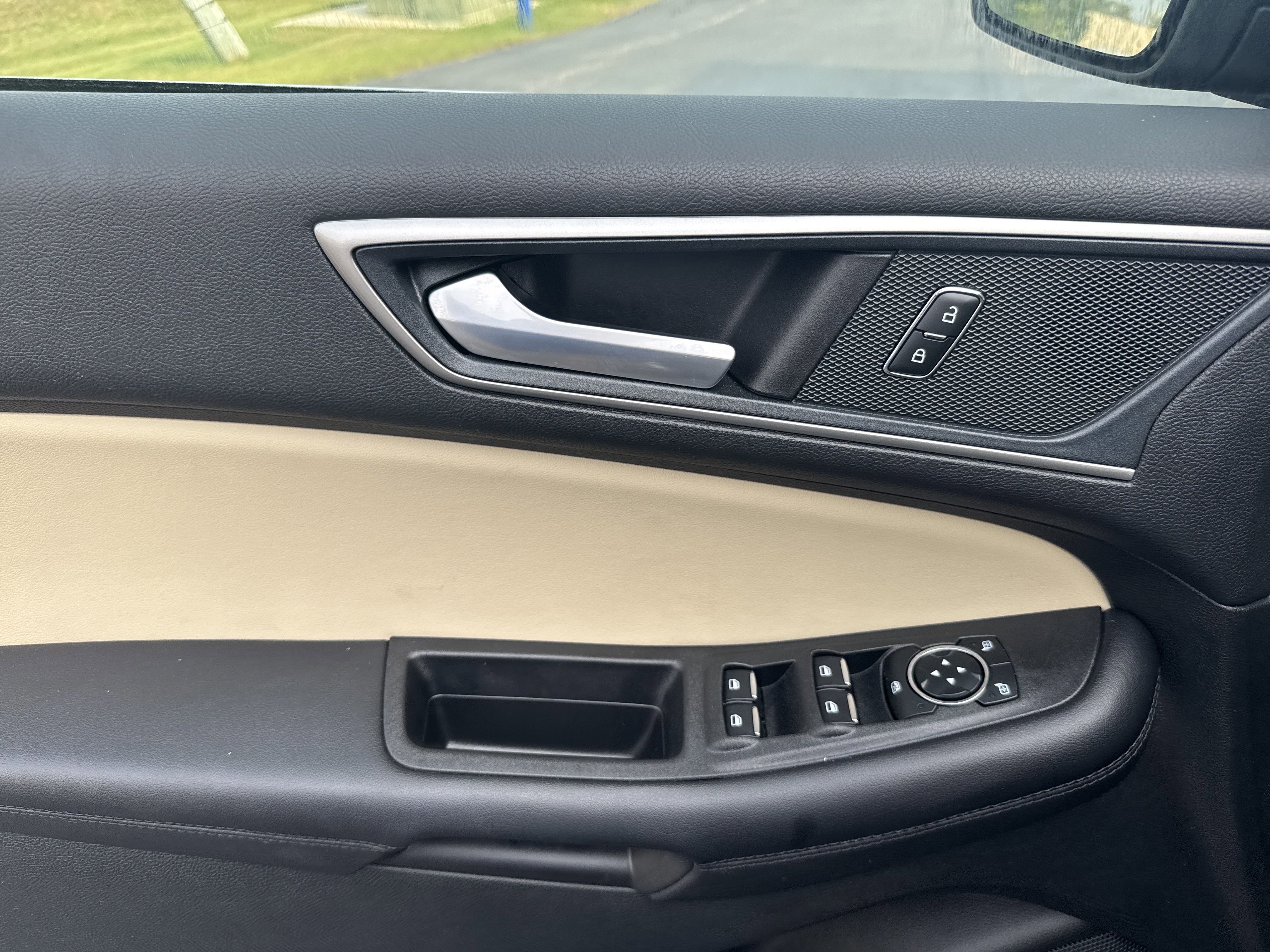 Certified 2023 Ford Edge SEL w/ Convenience Package image 18