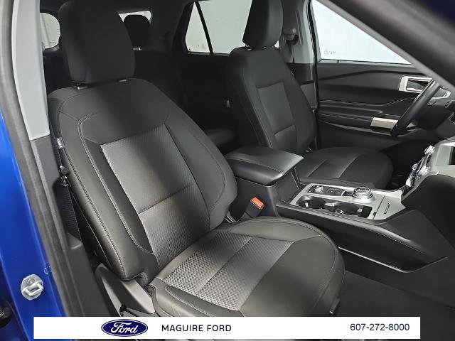 Certified 2022 Ford Explorer XLT image 17