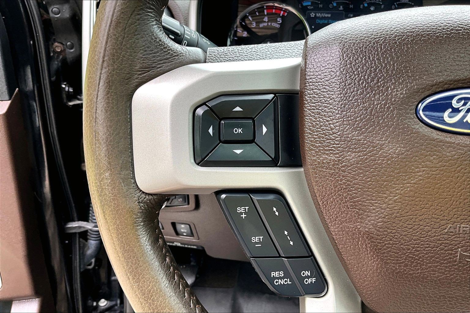 Certified 2018 Ford F250 King Ranch w/ King Ranch Ultimate Package AWD/4WD image 18