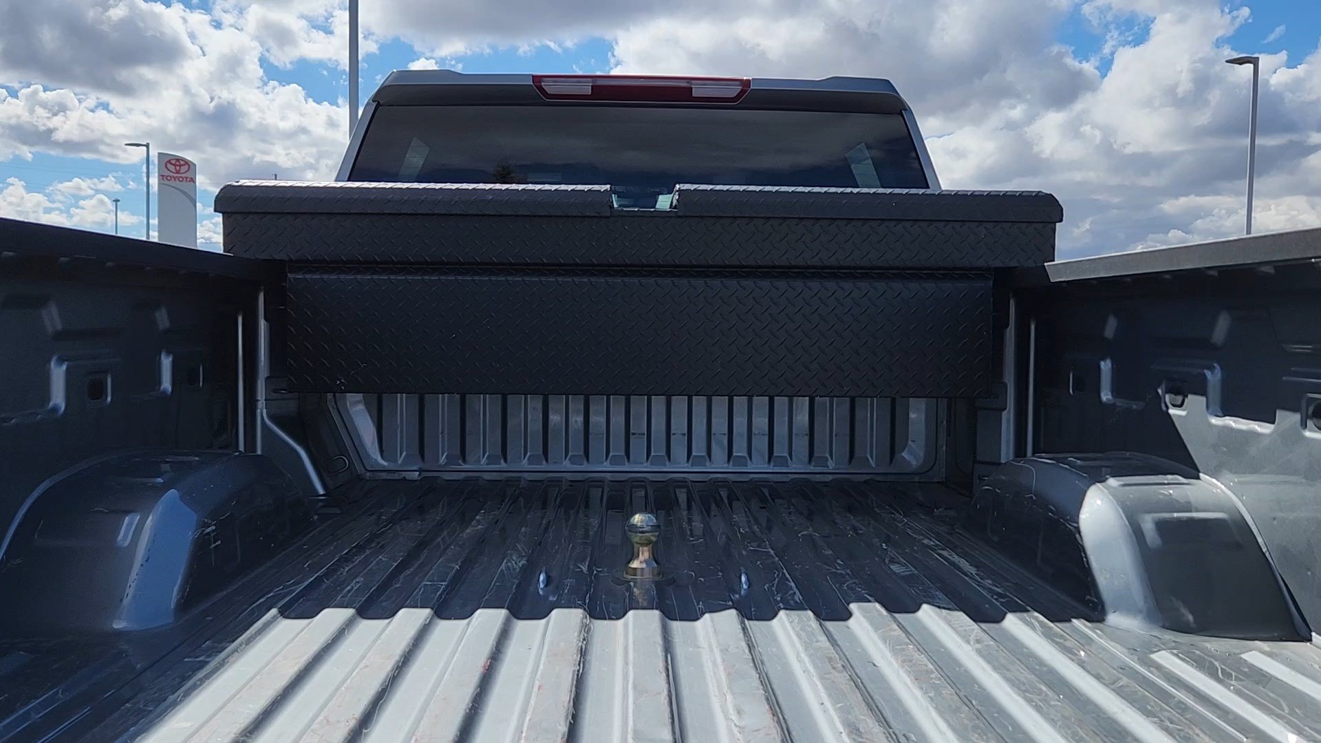 Used 2025 Chevrolet Silverado 2500 Custom w/ Custom Convenience Package AWD/4WD image 19