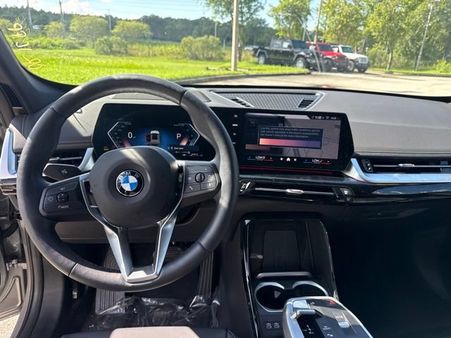 Used 2026 BMW X1 xDrive28i w/ Technology Package AWD/4WD image 12