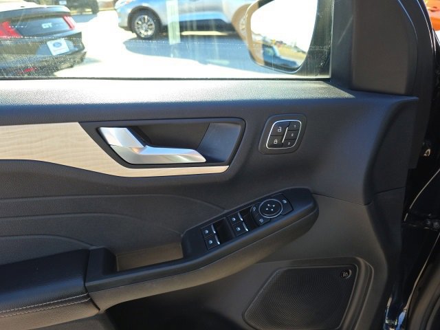 Certified 2021 Ford Escape Titanium w/ Titanium Elite Package image 12