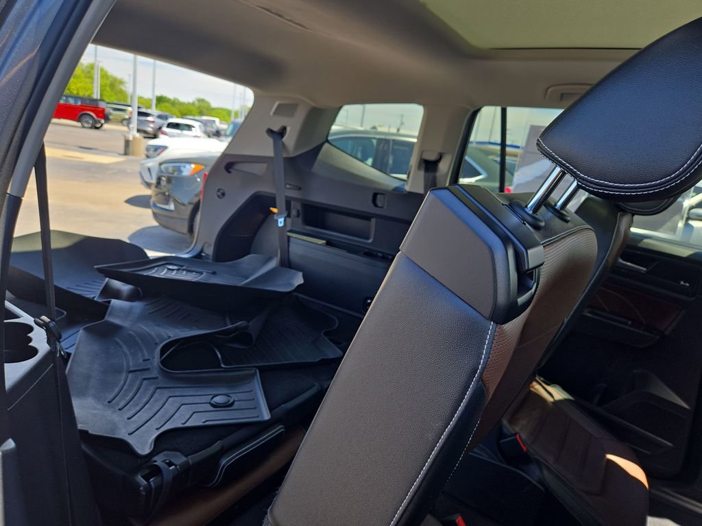 Used 2022 Volkswagen Atlas SEL Premium AWD/4WD image 31