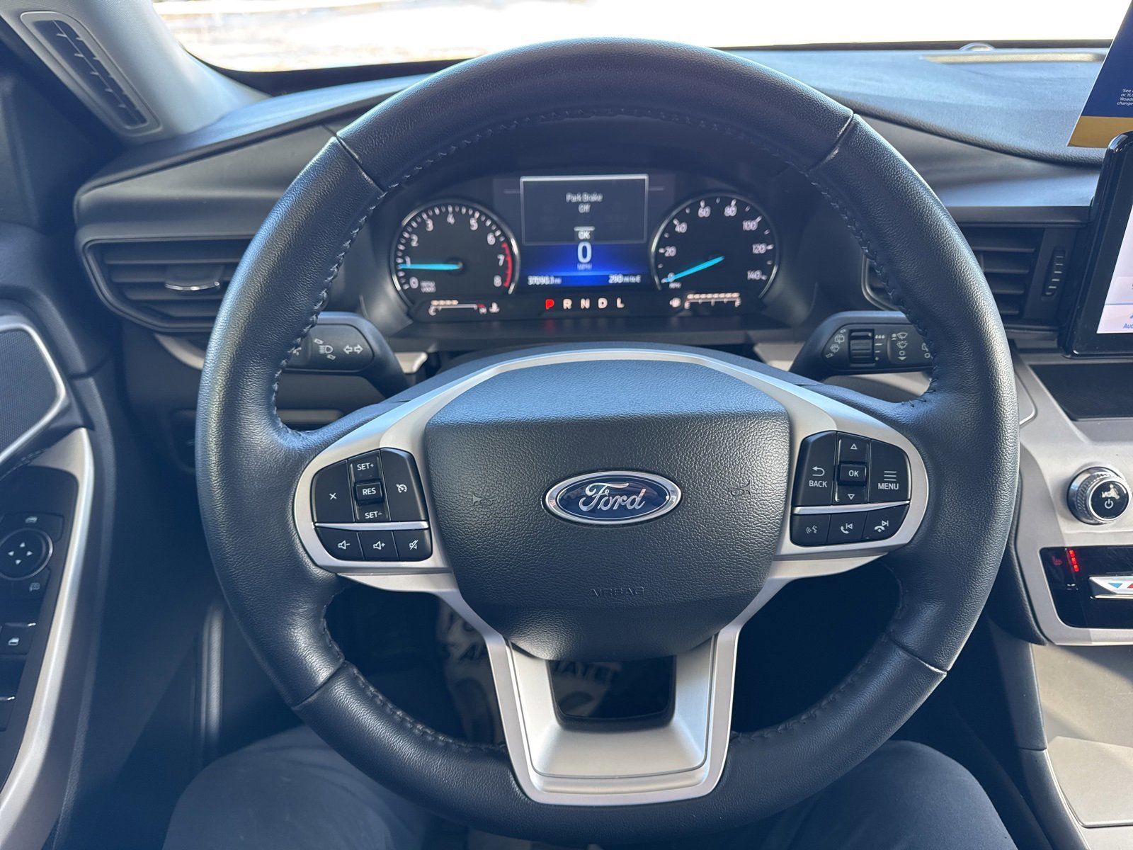 Certified 2023 Ford Explorer XLT image 27