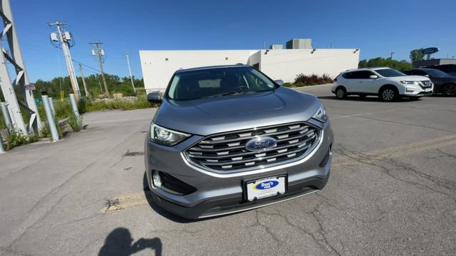 Certified 2020 Ford Edge SEL w/ Cold Weather Package AWD/4WD image 3