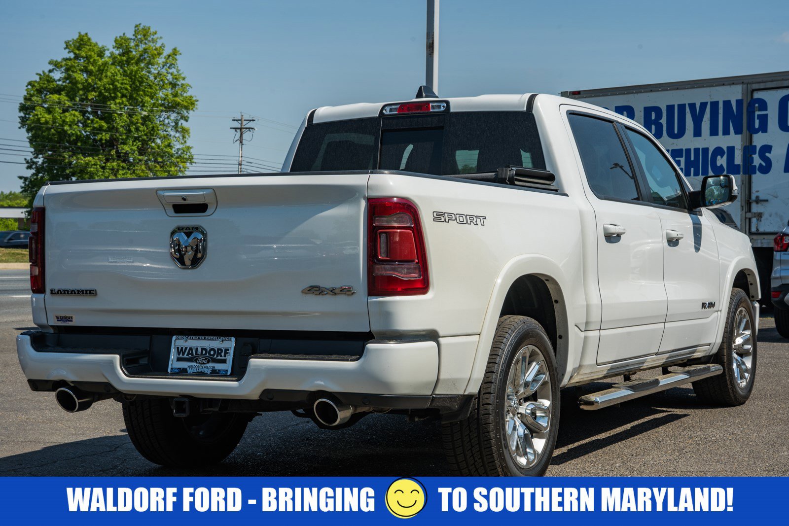 Used 2022 RAM 1500 Laramie w/ Sport Appearance Package AWD/4WD image 4