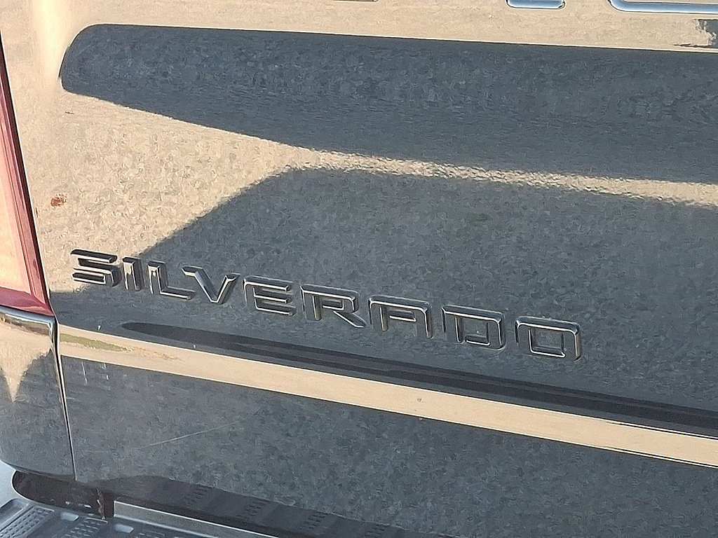 Used 2024 Chevrolet Silverado 1500 RST AWD/4WD image 24