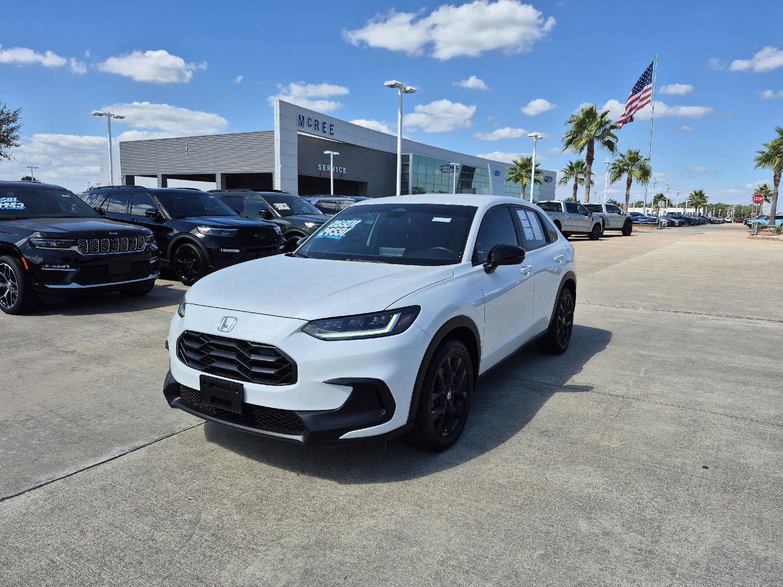 Used 2023 Honda HR-V Sport image 1