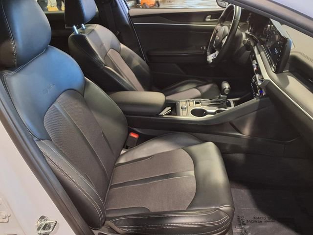 Used 2023 Kia K5 GT-Line image 29