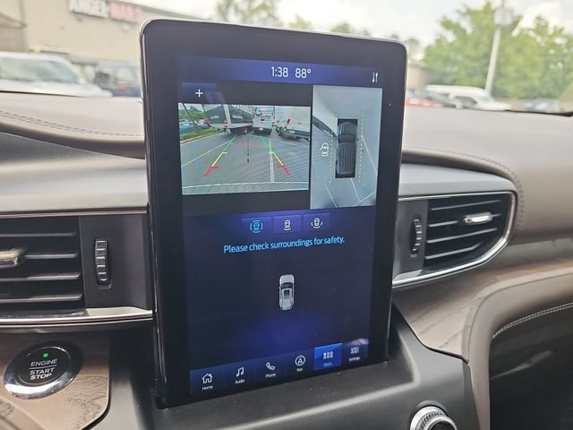Certified 2020 Ford Explorer Platinum w/ Premium Technology Package AWD/4WD image 30