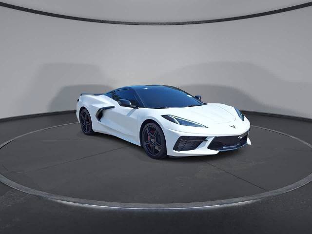 Used 2022 Chevrolet Corvette Stingray Coupe RWD image 2