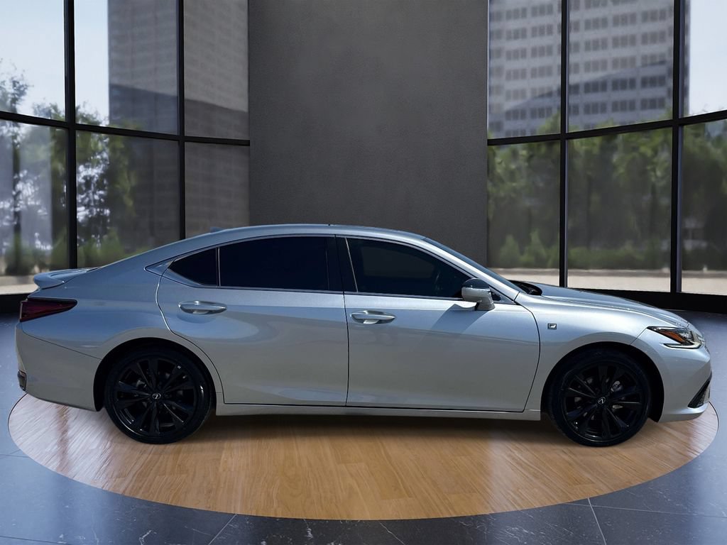 Used 2024 Lexus ES 300h F Sport w/ Accessory Package (Z1) FWD image 2