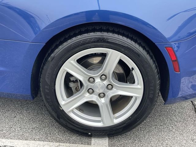 Used 2021 Chevrolet Camaro LT image 10
