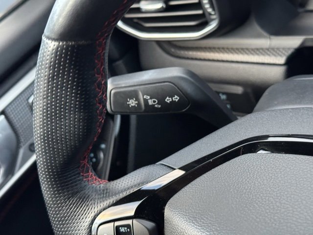 Certified 2022 Ford Explorer ST-Line w/ Class IV Trailer Tow Package image 36