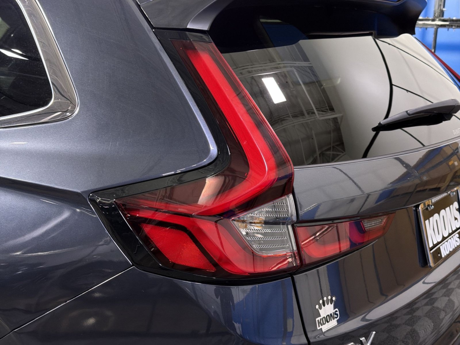 Used 2025 Honda CR-V EX image 16