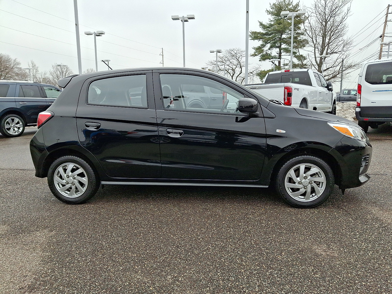 Used 2024 Mitsubishi Mirage ES image 9