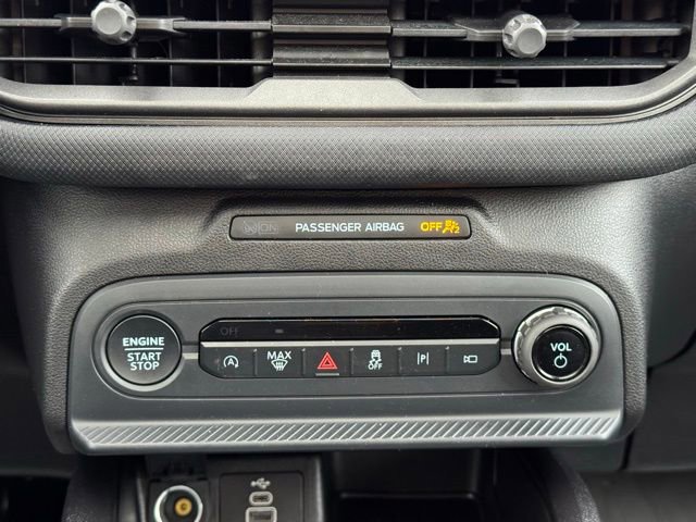 Certified 2025 Ford Bronco Sport Outer Banks w/ Outer Banks Tech Package+ AWD/4WD image 19
