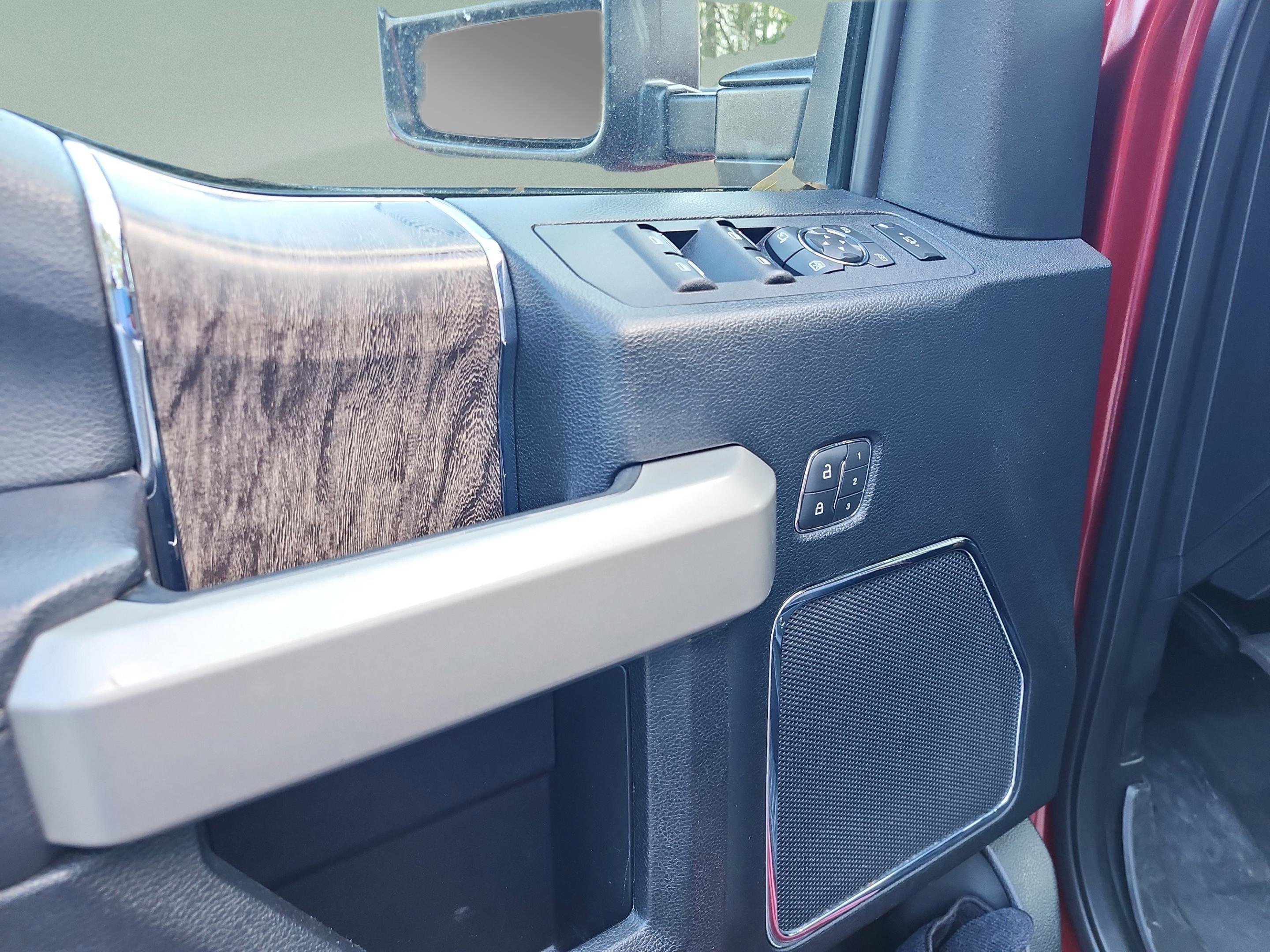 Certified 2019 Ford F250 Lariat w/ Tow Technology Bundle image 17