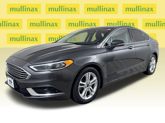 Certified 2018 Ford Fusion SE w/ Fusion SE Technology Package FWD image 15