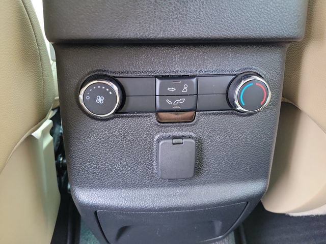 Certified 2017 Ford Explorer XLT w/ Equipment Group 202A FWD image 29
