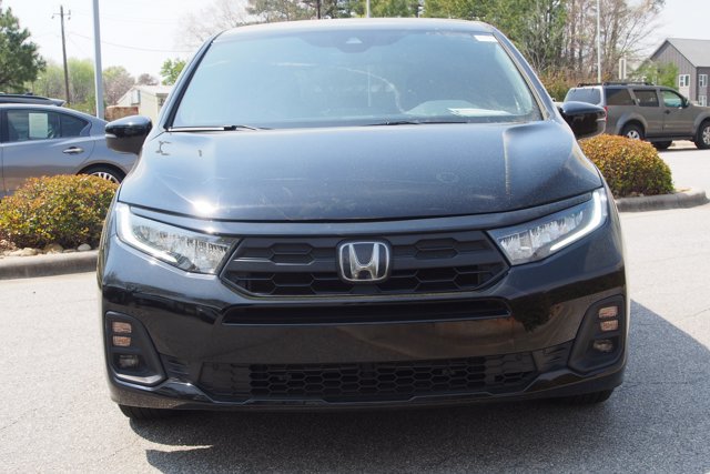 Used 2025 Honda Odyssey Sport-L image 3