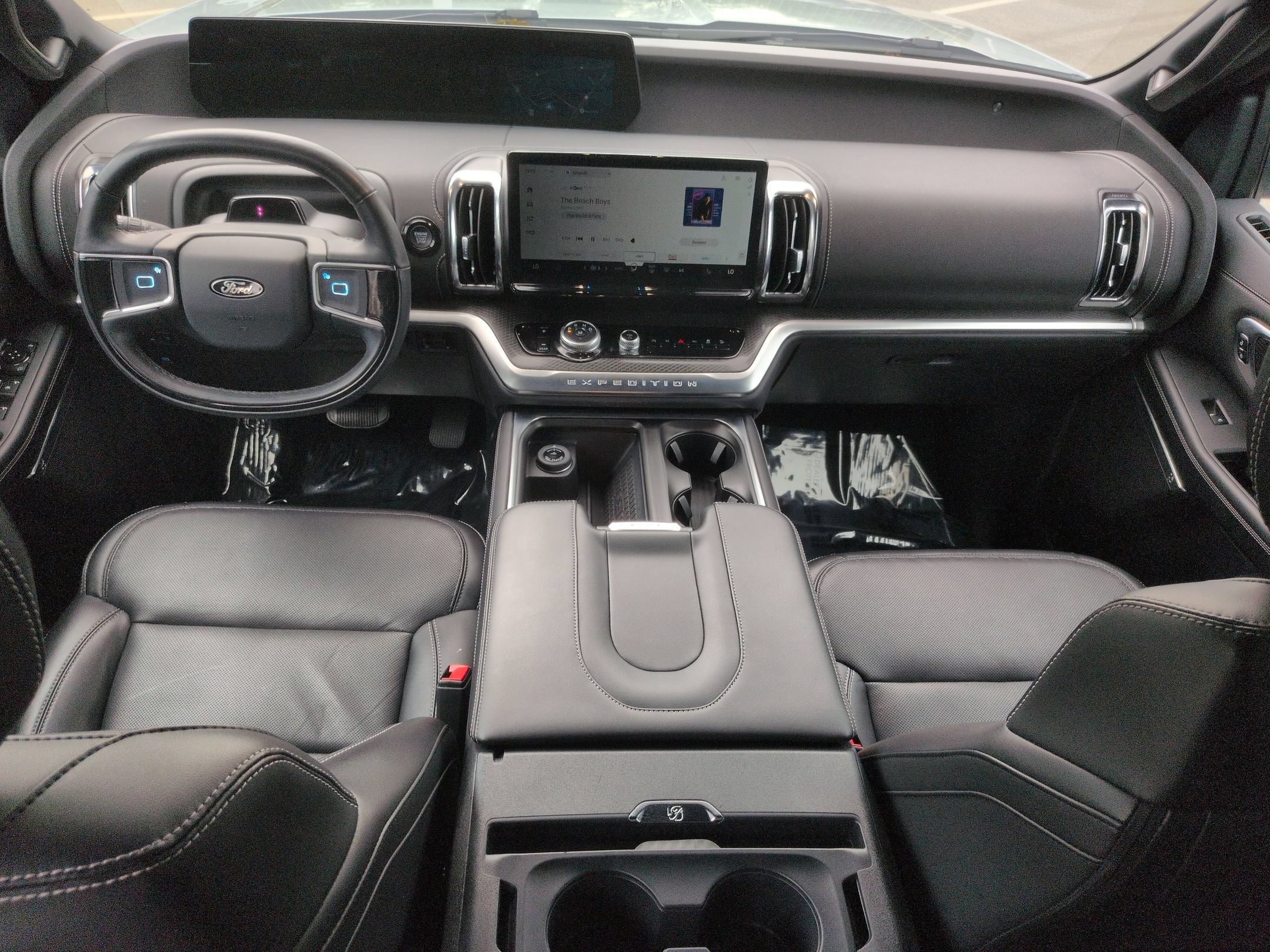 Certified 2025 Ford Expedition Max Platinum w/ Stealth Appearance Package AWD/4WD image 32