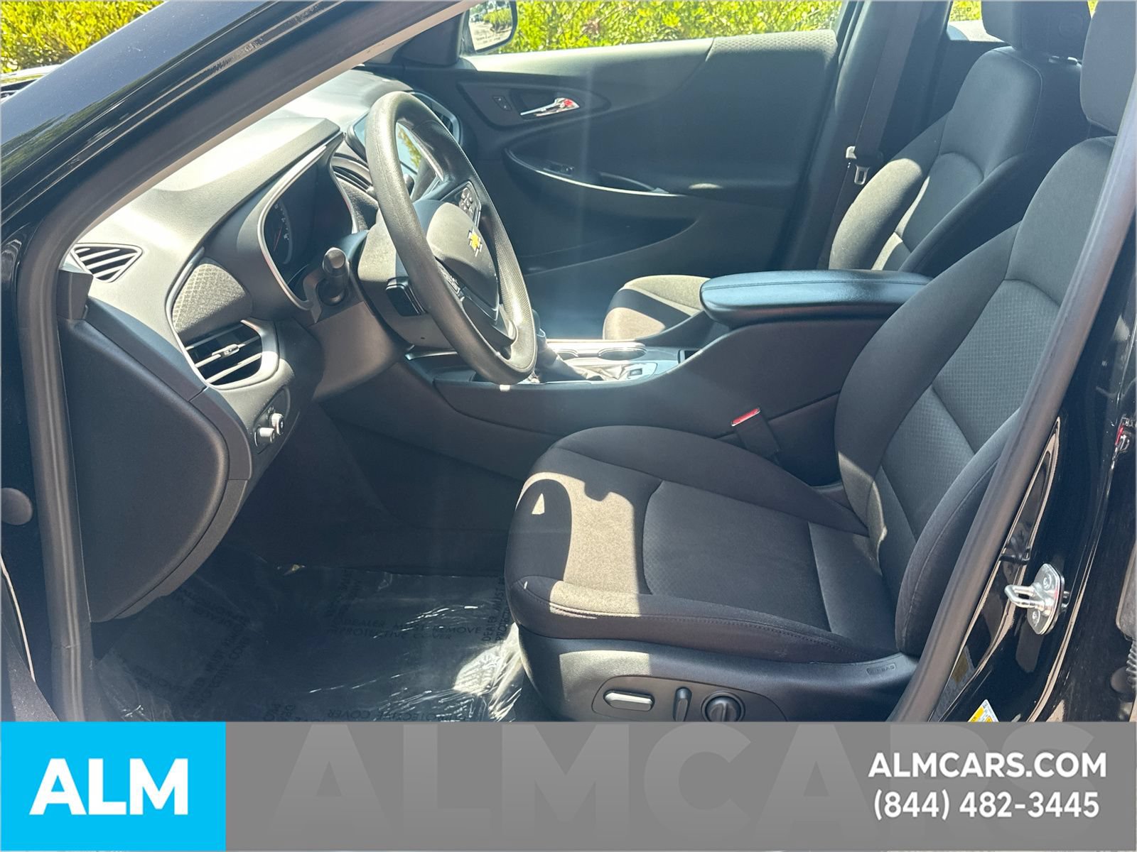 Used 2025 Chevrolet Malibu LT FWD image 10