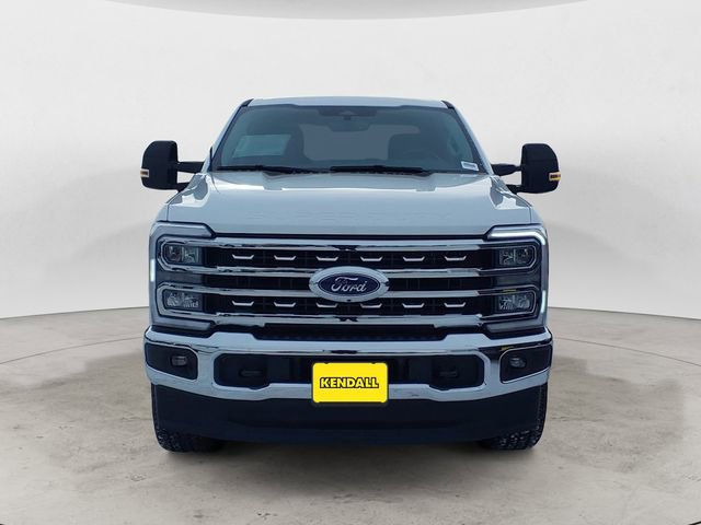 Certified 2025 Ford F350 Lariat w/ FX4 Off-Road Package AWD/4WD image 8