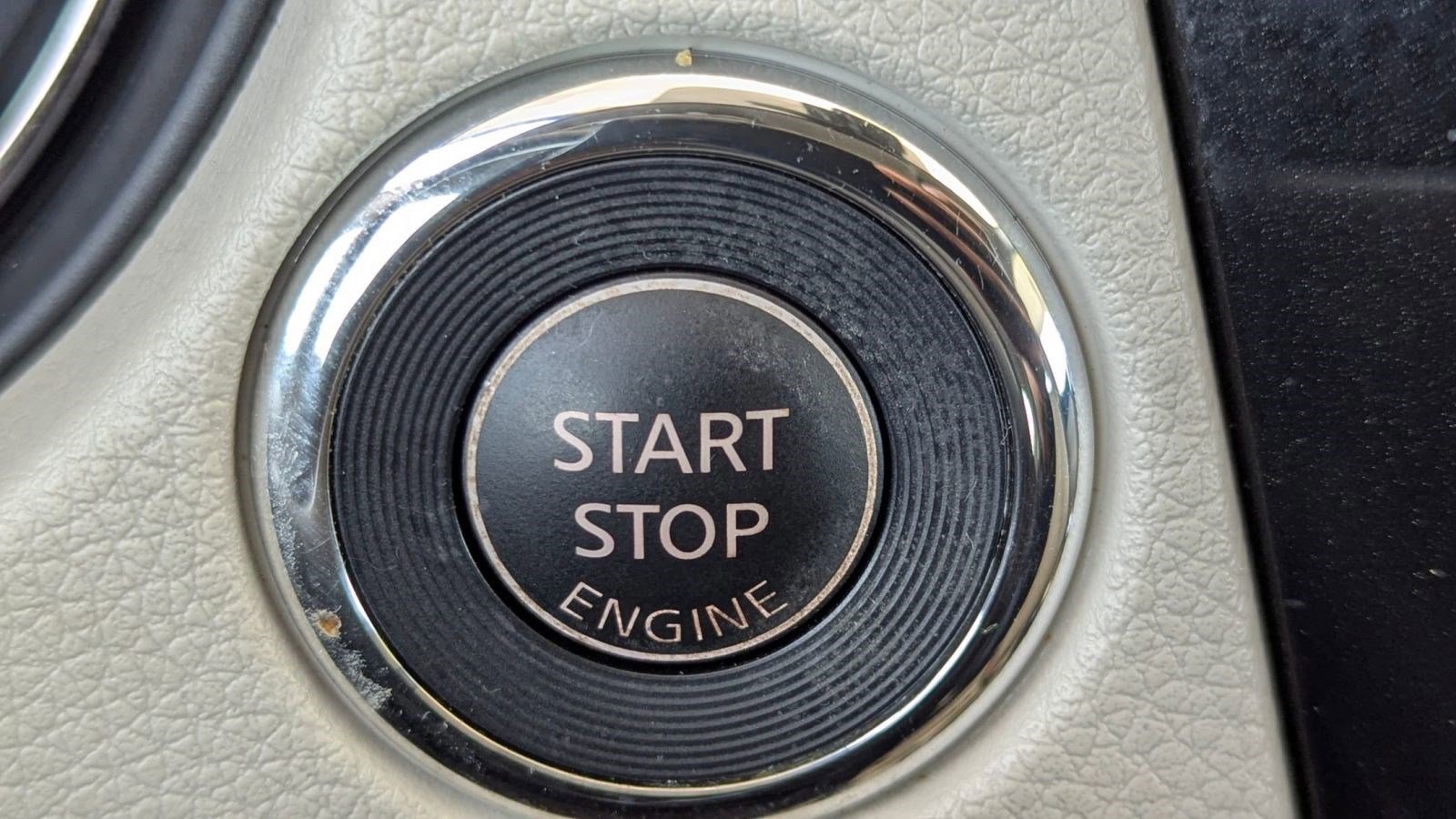 Used 2022 Nissan Rogue Sport SV w/ Technology Package image 28