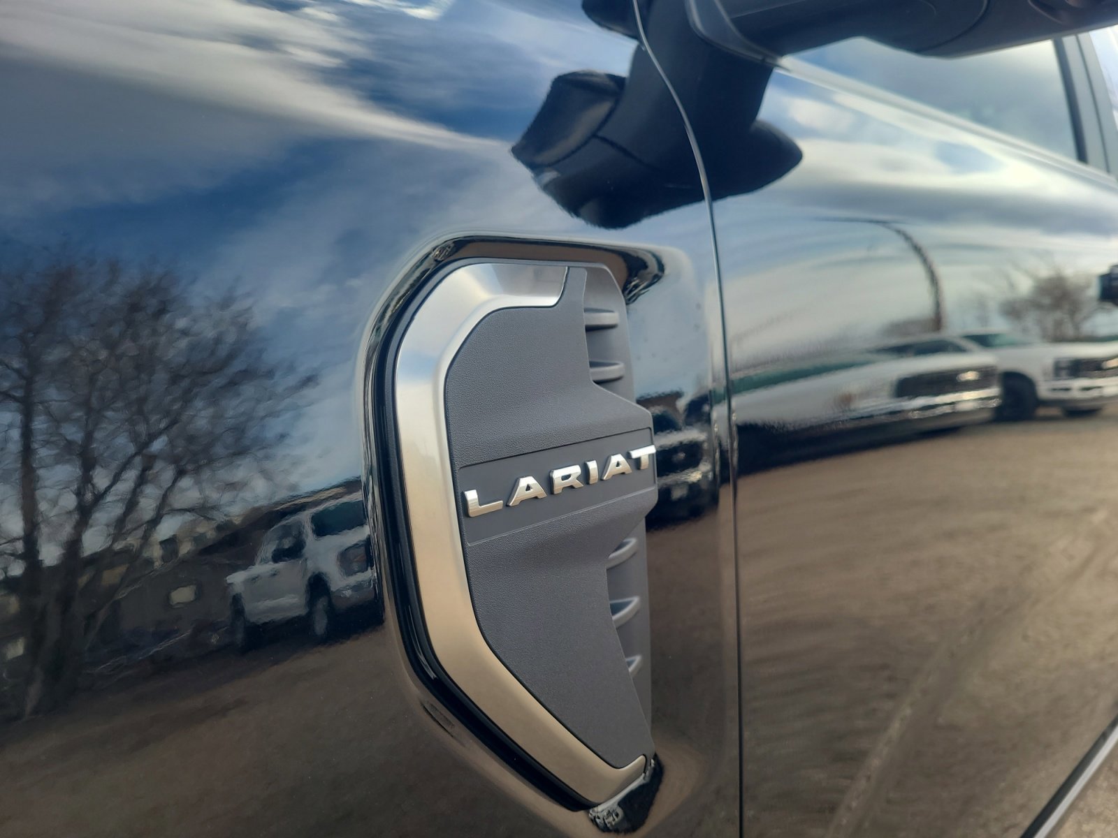 Certified 2025 Ford Ranger Lariat w/ FX4 Off-Road Package image 24